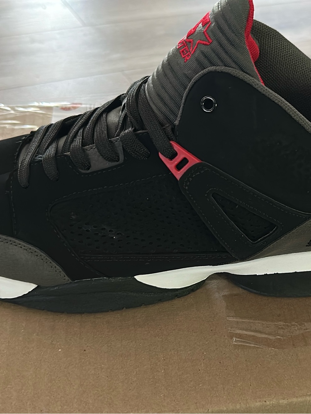 STARTER Men's Black, Gray and Red High-Top Sneakers